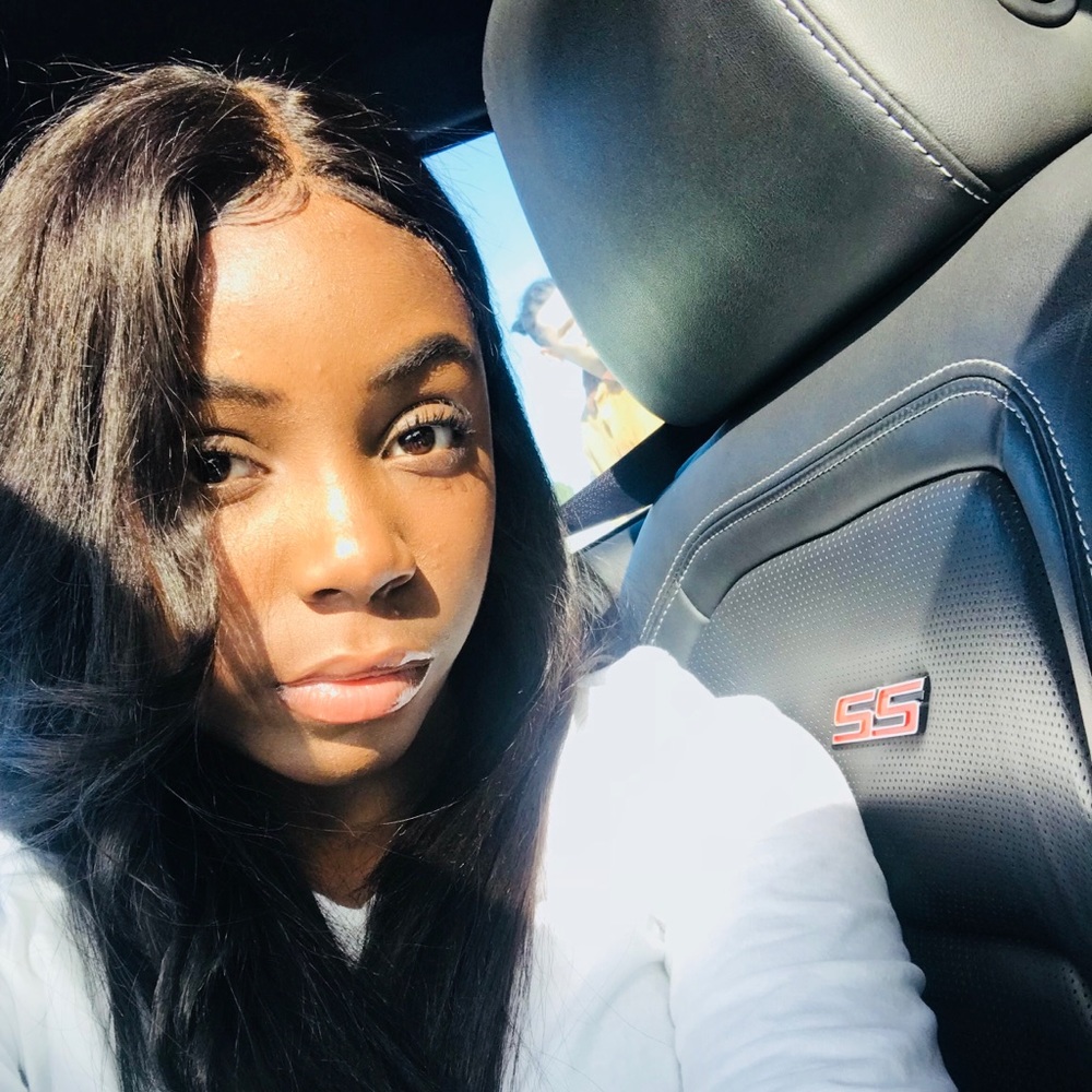 Meet your Posher, Sabreona